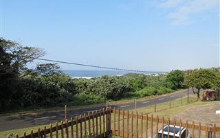 2 Bedroom Townhouse in Pumula