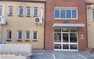 512 m² Industrial space in Kelvin