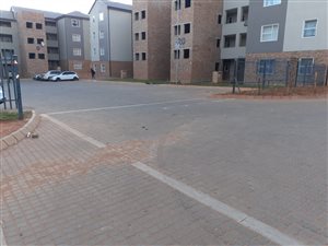 2 Bed Apartment in Tembisa