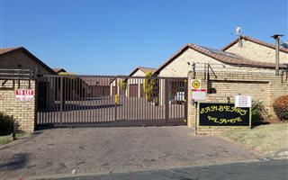 3 Bedroom Cluster in Suideroord