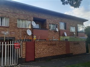 1 Bed Apartment in Rosettenville