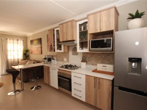 2 Bedroom Apartment in Florauna