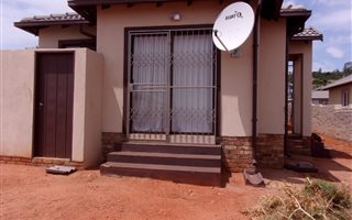 2 Bedroom House in Amandasig