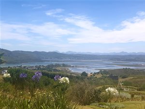 1245 m² Land available in Fernwood
