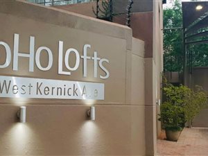2 Bed Townhouse in Melrose North