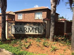 2 Bed Apartment in Florida Glen
