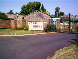 2 Bed Simplex in Doornpoort and surrounds