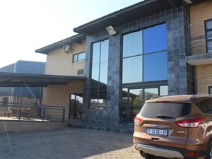 1872 m² Industrial space in North Riding
