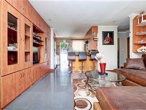 2 Bed Apartment in Bryanston