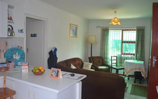 2 Bedroom House in Plumstead