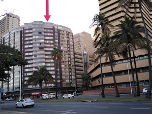 Bachelor apartment in Durban CBD