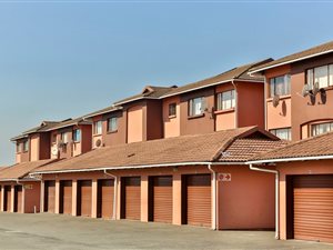 3 Bed Townhouse in Richards Bay Central