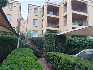 2 Bed Apartment in Northcliff