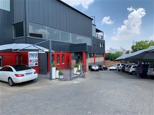 382 m² Industrial space in Wynberg