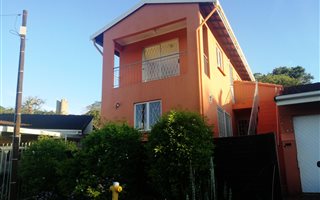 1 Bedroom Garden Cottage in Sunningdale