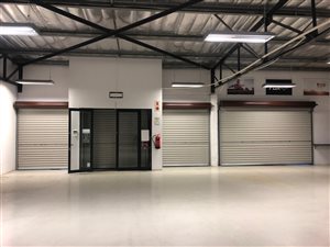 235 m² Retail Space in Hillcrest Central