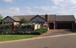 3 Bedroom House in Midstream Hill