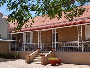 4 Bed House in Oudtshoorn Central