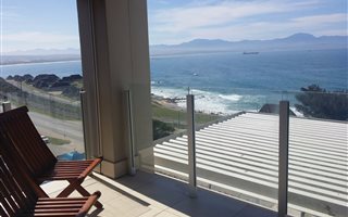 2 Bedroom Apartment in De Bakke