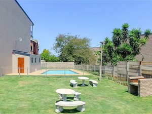 2 Bed Apartment in Pelham