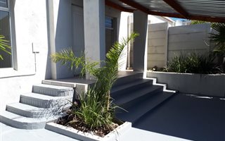2 Bedroom House in West Beach