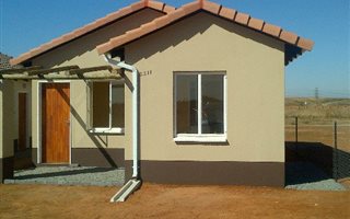 3 Bedroom House in Protea Glen