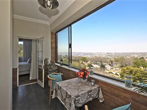 2 Bed Apartment in Cyrildene