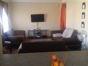 3 Bed House in Rosslyn