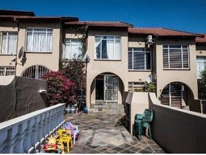 2 Bed Townhouse in Quellerina