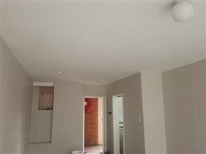 1.5 Bed Apartment in Berea