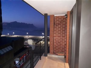 2 Bedroom Apartment in Strand Central