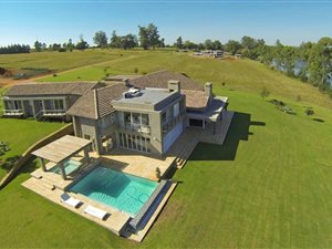 4 Bed House in White River