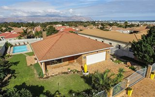 3 Bedroom House in Somerset Ridge