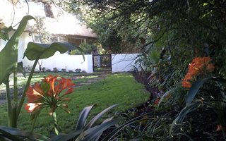 1 Bedroom Garden Cottage in Darrenwood