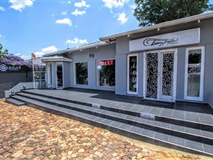 Commercial space in Parkhurst