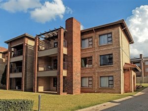 3 Bed Apartment in Honeydew