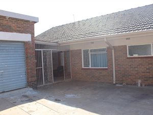 4 Bed House in Arbor Park