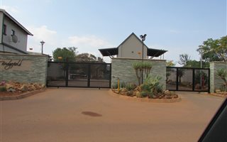 3 Bedroom Townhouse in Olympus
