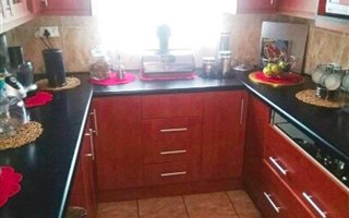 2 Bedroom House in Naturena