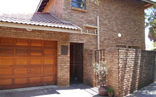 2 Bedroom Duplex in Brackenhurst