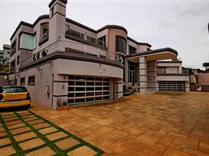 5 Bed House in Meyersdal