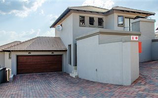 3 Bedroom House in Bergtuin