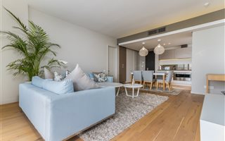 2 Bedroom Apartment in Waterfront