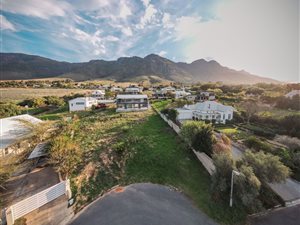 891 m² Land available in Riebeek West