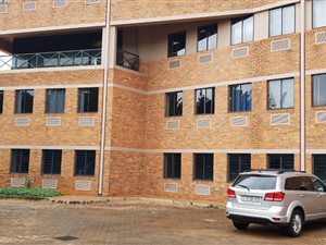 75 m² Office Space in Bruma