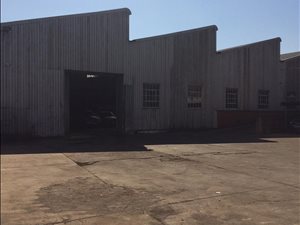8372 m² Industrial space in Manufacta