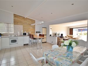 2 Bedroom House in Vaal Marina