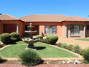3 Bed House in Helderwyk Estate