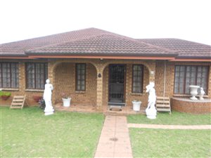 4 Bed House in Burlington Heights