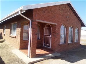 2 Bed House in Orange Farm